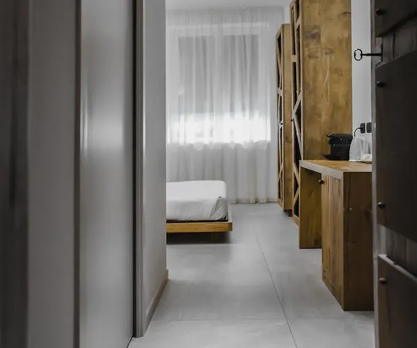 La 4* Milan